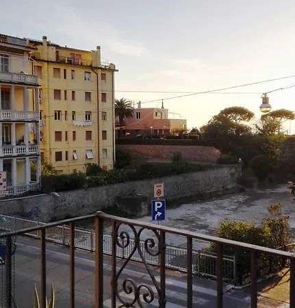 Anna * Levanto